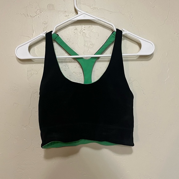 Fabletics Sports Bra/Shorts Combo - Picture 4 of 5